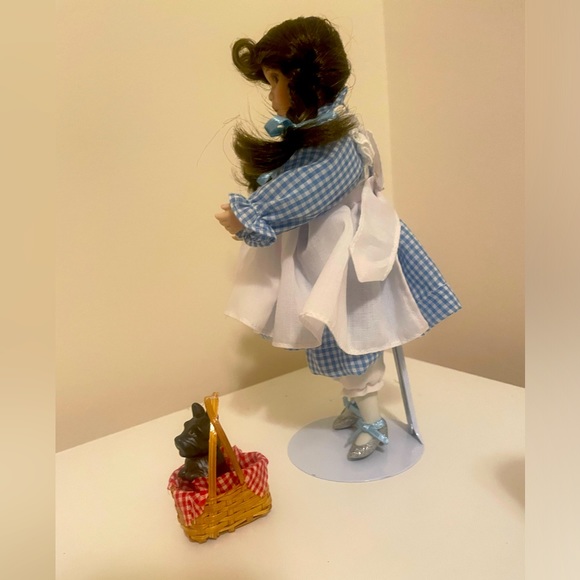 Collectible Ashton-Drake Galleries Dorothy Porcelain Doll - Picture 2 of 6